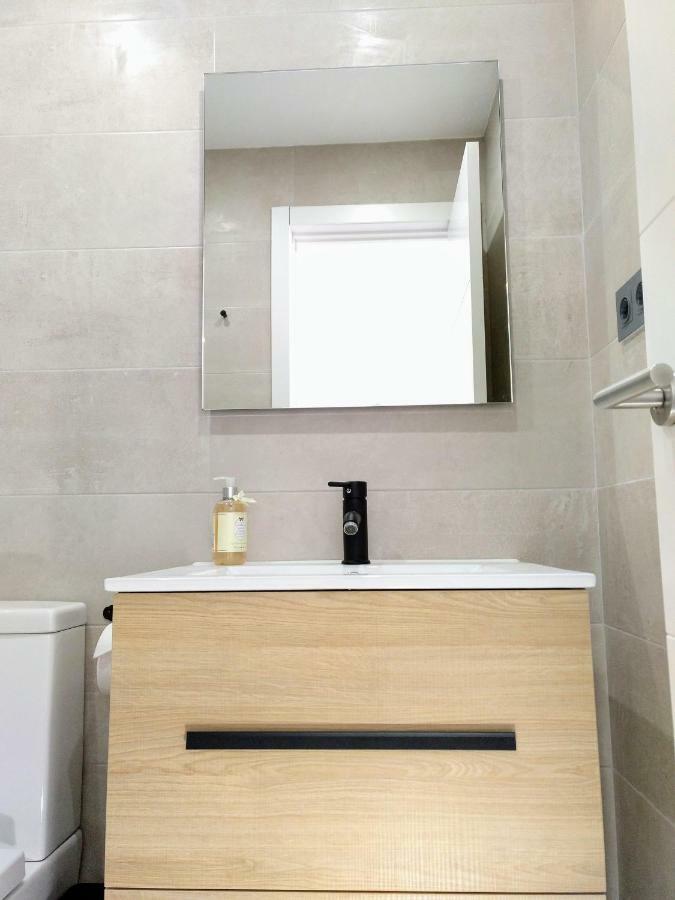 Ferienwohnung Apartamento Ojana Centro Torremolinos Exterior foto